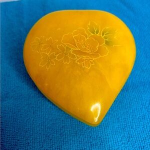 Vintage Alabaster Jewelry or Trinket Box.  Heart-Shaped. Made in Italy